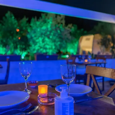 Οργανωμένο κάμπινγκ Chingene Glamping